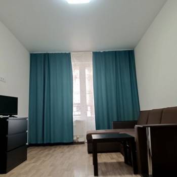 Продается 1-комнатная квартира, 37 м²
