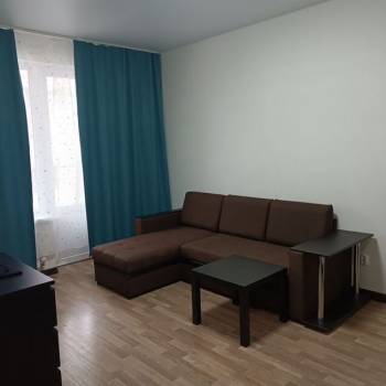 Продается 1-комнатная квартира, 37 м²