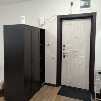 Продается 1-комнатная квартира, 37 м²