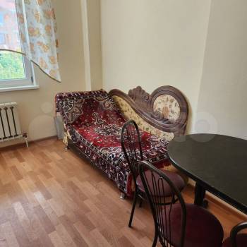 Сдается 1-комнатная квартира, 42 м²