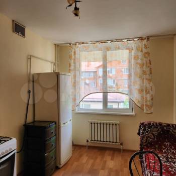 Сдается 1-комнатная квартира, 42 м²