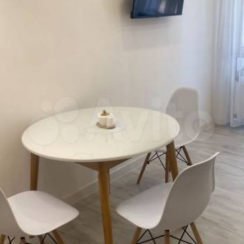 Продается 1-комнатная квартира, 43 м²