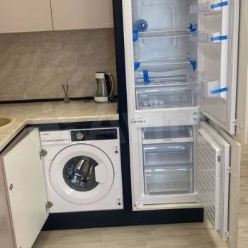 Продается 1-комнатная квартира, 43 м²