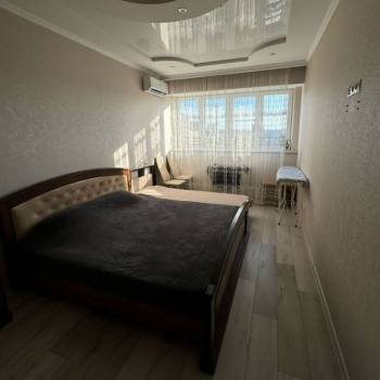 Продается 1-комнатная квартира, 37,5 м²