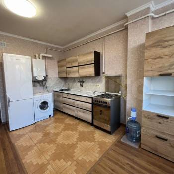 Сдается 1-комнатная квартира, 48 м²