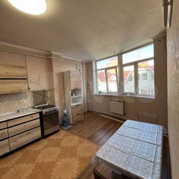 Сдается 1-комнатная квартира, 48 м²