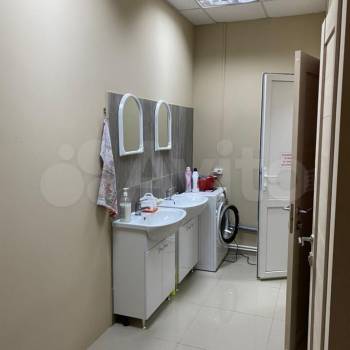 Сдается Нежилое помещение, 75 м²