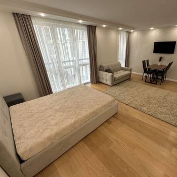 Продается 1-комнатная квартира, 38 м²