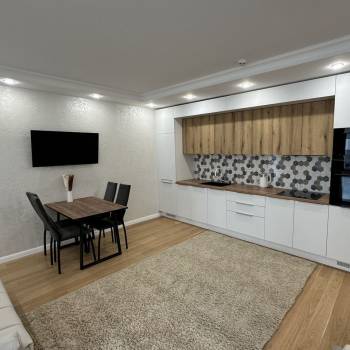 Продается 1-комнатная квартира, 38 м²