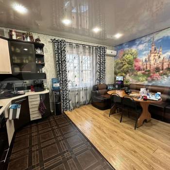 Продается Дом, 585 м²