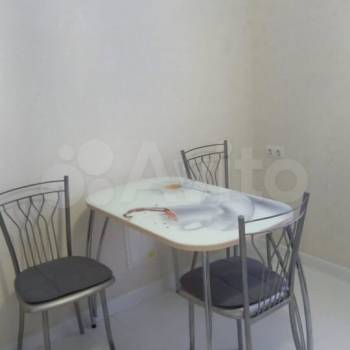 Продается 1-комнатная квартира, 37,1 м²