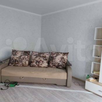 Сдается 1-комнатная квартира, 39 м²