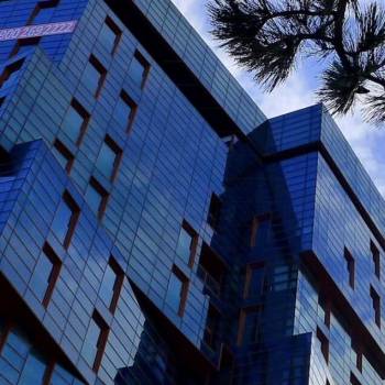 Сдается 2-х комнатная квартира, 95 м²