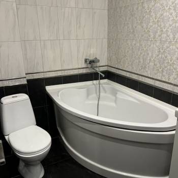 Продается 1-комнатная квартира, 40,6 м²