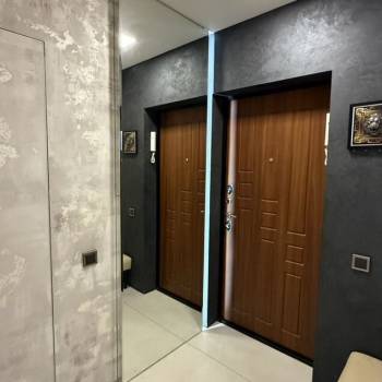 Продается Многокомнатная квартира, 80 м²