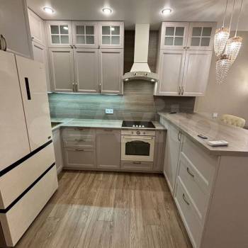 Продается 1-комнатная квартира, 49 м²