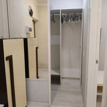 Продается 1-комнатная квартира, 38 м²