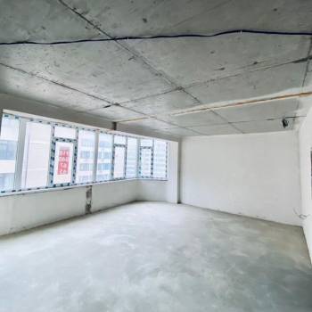 Продается 3-х комнатная квартира, 102 м²