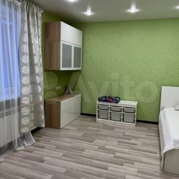 Продается Многокомнатная квартира, 113,6 м²