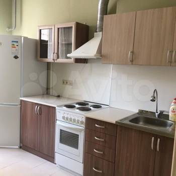 Сдается 1-комнатная квартира, 35 м²