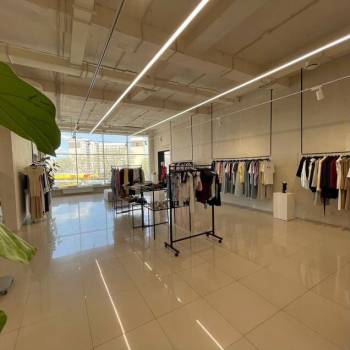 Сдается Нежилое помещение, 289 м²