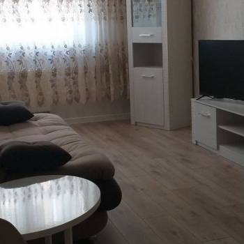 Продается 1-комнатная квартира, 44 м²