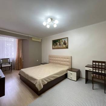 Продается 1-комнатная квартира, 41 м²