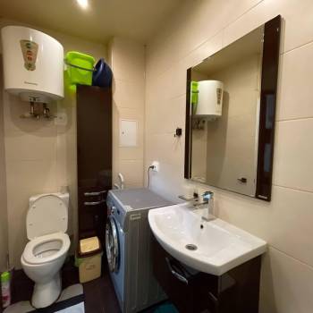 Продается 1-комнатная квартира, 41 м²