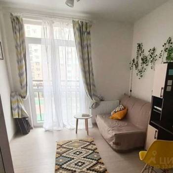 Сдается 1-комнатная квартира, 37 м²