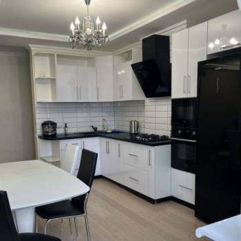 Сдается 1-комнатная квартира, 46,7 м²