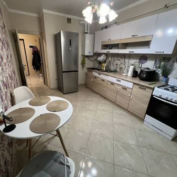 Сдается 1-комнатная квартира, 44 м²