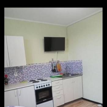 Сдается 1-комнатная квартира, 38 м²