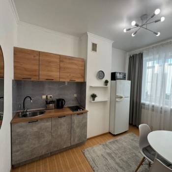 Продается 1-комнатная квартира, 36 м²