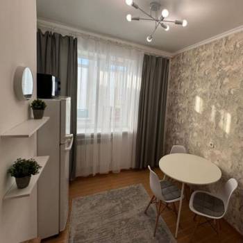 Продается 1-комнатная квартира, 36 м²