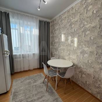Продается 1-комнатная квартира, 39 м²
