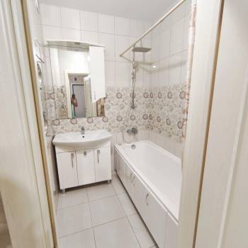 Продается 2-х комнатная квартира, 70,2 м²