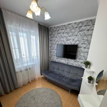 Продается 1-комнатная квартира, 36 м²