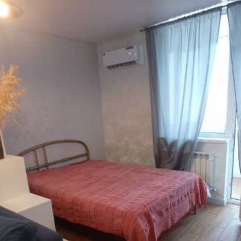 Сдается 1-комнатная квартира, 35 м²