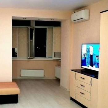 Сдается 1-комнатная квартира, 49 м²