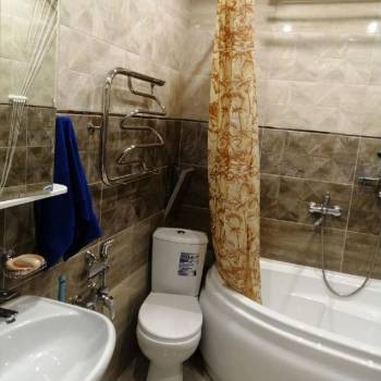 Сдается 1-комнатная квартира, 49 м²