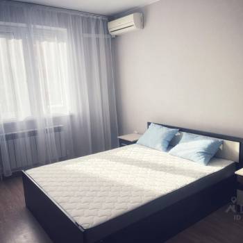 Сдается 1-комнатная квартира, 44 м²