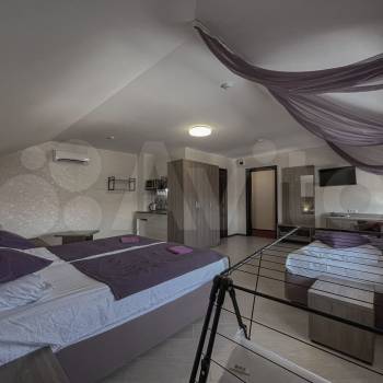 Продается 1-комнатная квартира, 33 м²