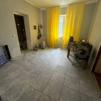 Продается Многокомнатная квартира, 81 м²