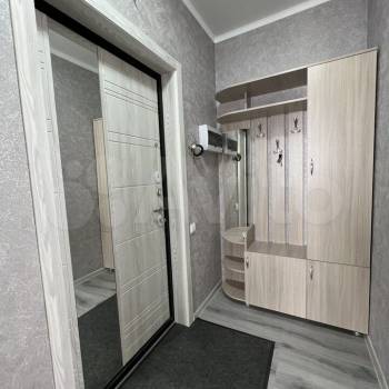 Сдается 1-комнатная квартира, 38 м²