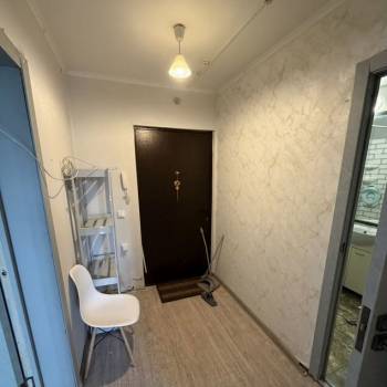 Продается 1-комнатная квартира, 38 м²