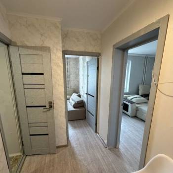 Продается 1-комнатная квартира, 38 м²