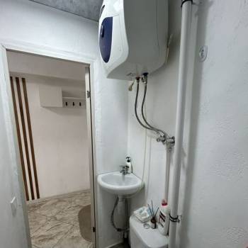 Сдается Нежилое помещение, 17 м²