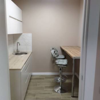 Продается Нежилое помещение, 107 м²