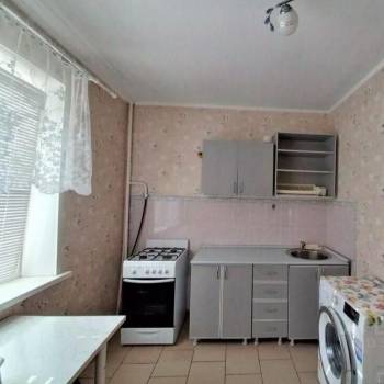 Продается 1-комнатная квартира, 41 м²