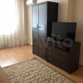 Сдается 2-х комнатная квартира, 65 м²